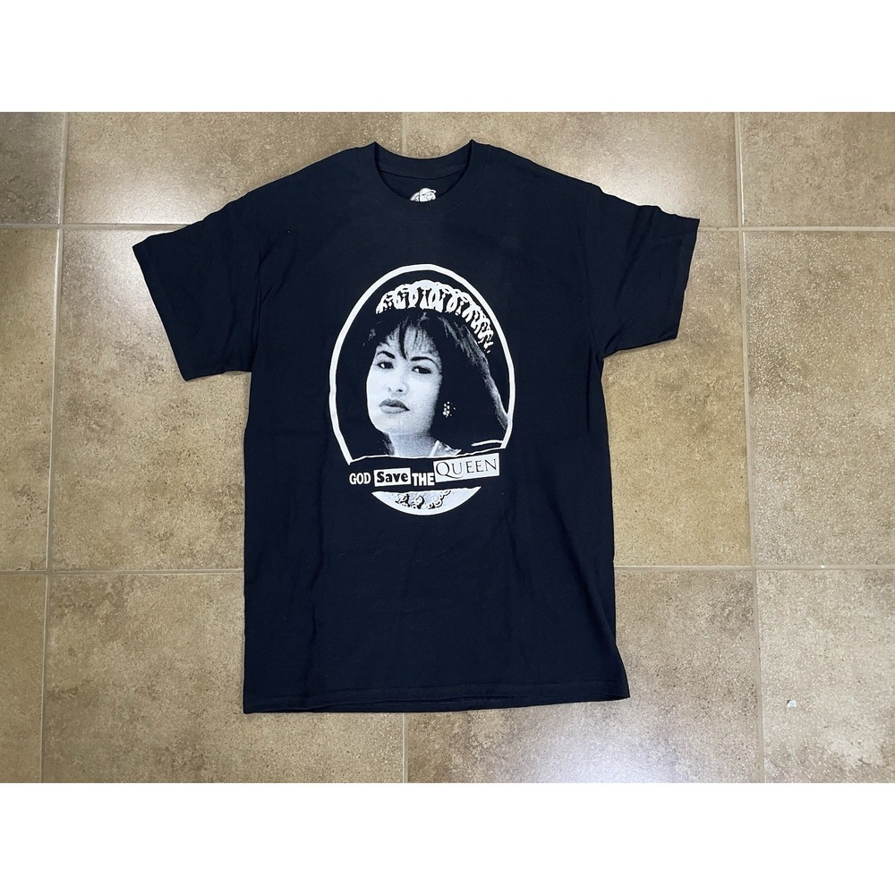 Selena T-Shirt Unisex Size M Black GOD SAVE THE QUEEN of Cumbia Graphic Tee